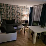 Apartment Cudowny Zakatek Z Ogrodem I Basenem *