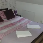 Cudowny Zakatek Z Ogrodem I Basenem Apartment *
