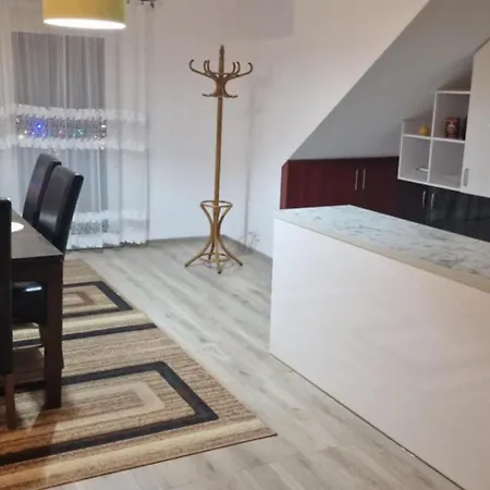 Cudowny Zakatek Z Ogrodem I Basenem *