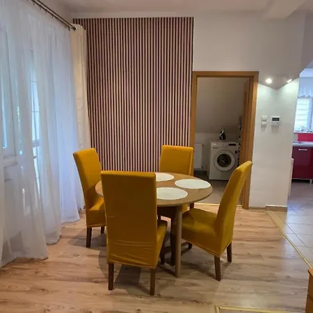 דירה Cudowny Zakatek Z Ogrodem I Basenem Bukwica (Lower Silesia)