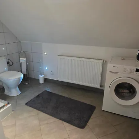 Cudowny Zakatek Z Ogrodem I Basenem