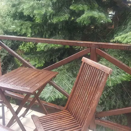 Cudowny Zakatek Z Ogrodem I Basenem Apartmán *