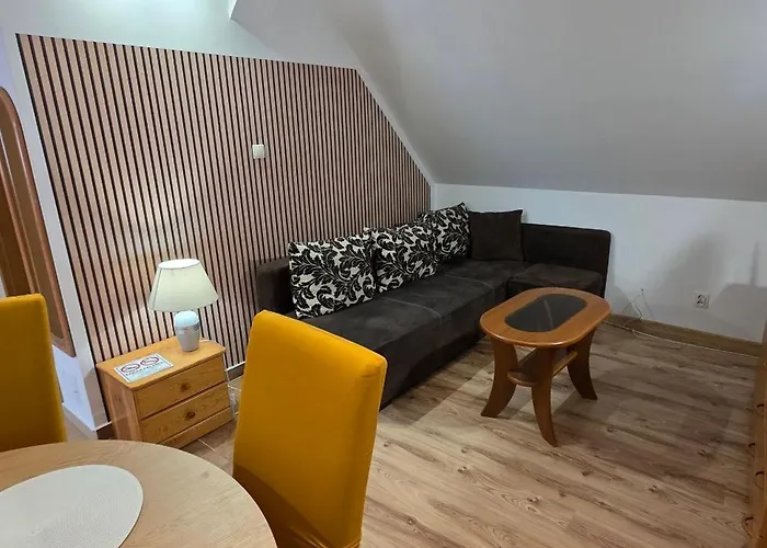 Cudowny Zakatek Z Ogrodem I Basenem *