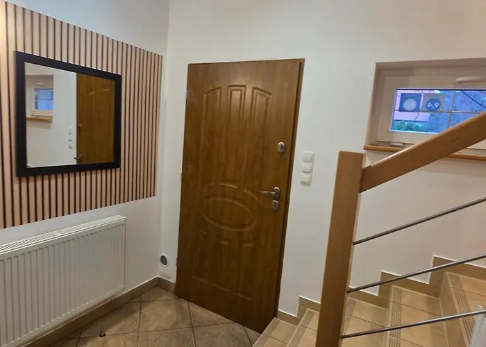 Cudowny Zakatek Z Ogrodem I Basenem Bukwica (Lower Silesia)