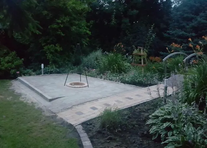 Cudowny Zakatek Z Ogrodem I Basenem Bukwica (Lower Silesia)